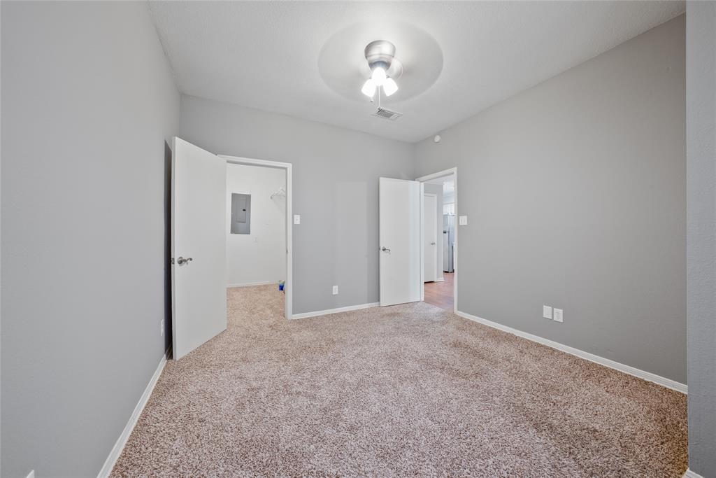 Parkwood Creek Condos - Residential