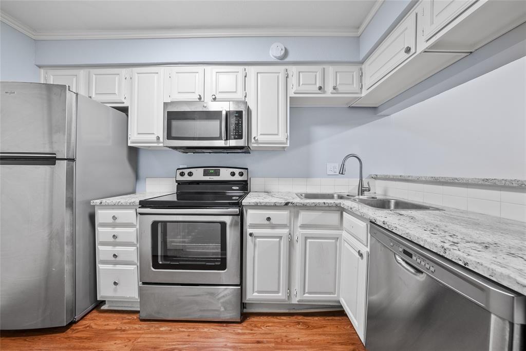 Parkwood Creek Condos - Residential