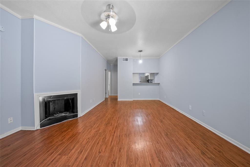 Parkwood Creek Condos - Residential