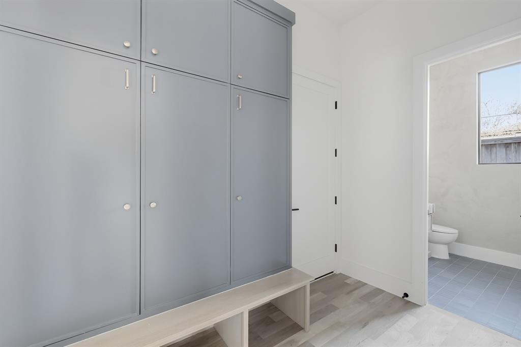 LAKEWOOD ESTATES 3 - Residential