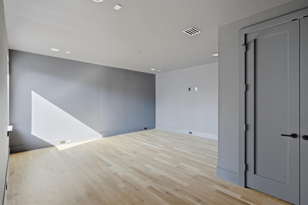 LAKEWOOD ESTATES 3 - Residential
