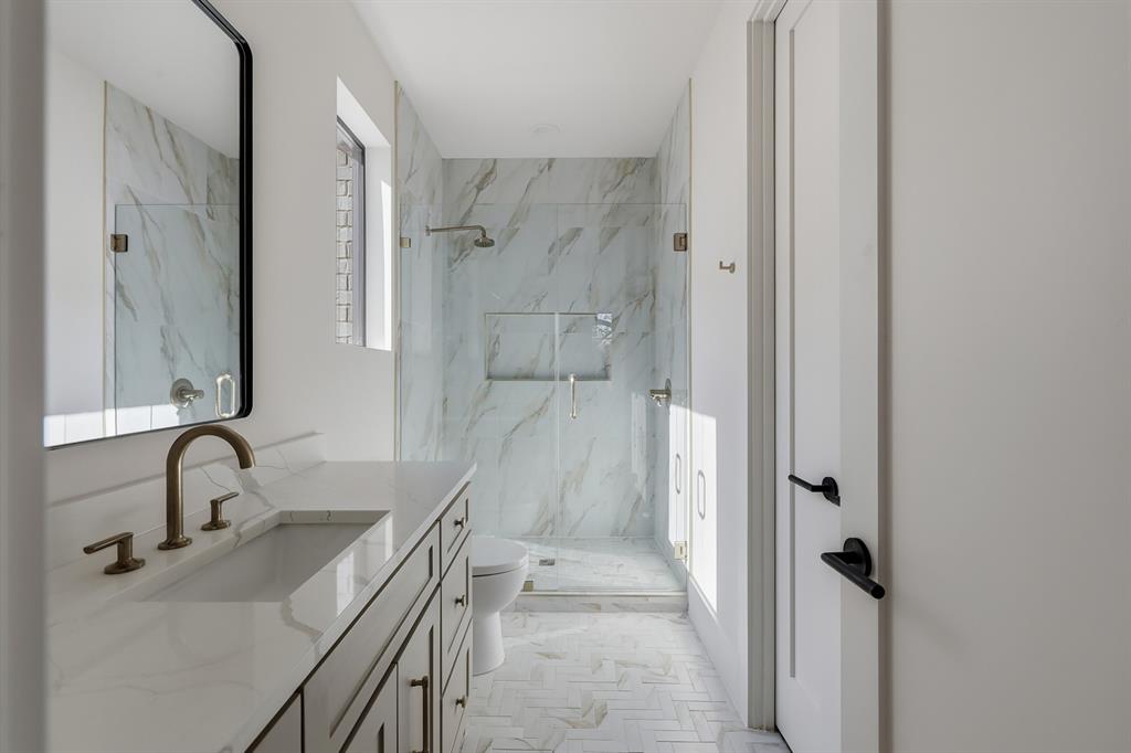 LAKEWOOD ESTATES 3 - Residential