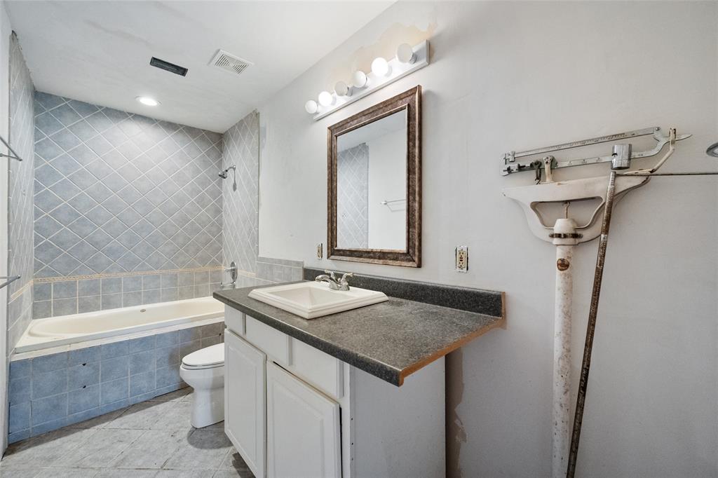 Lago Vista Ranch - Residential
