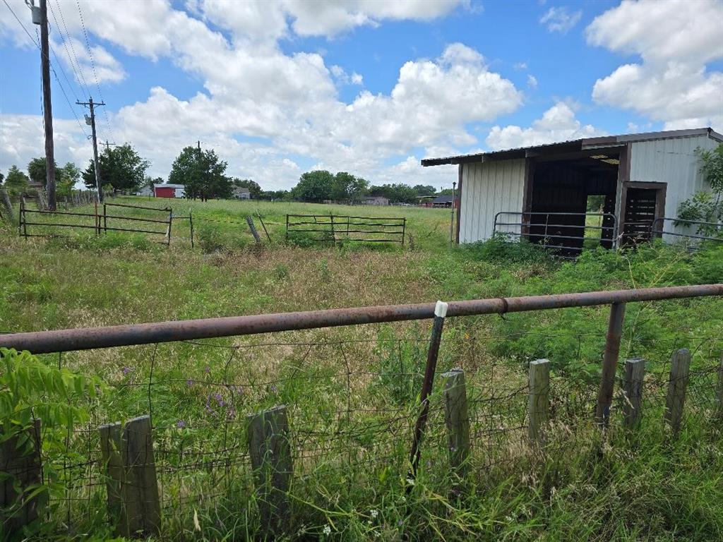 Willow Creek Acres - Land