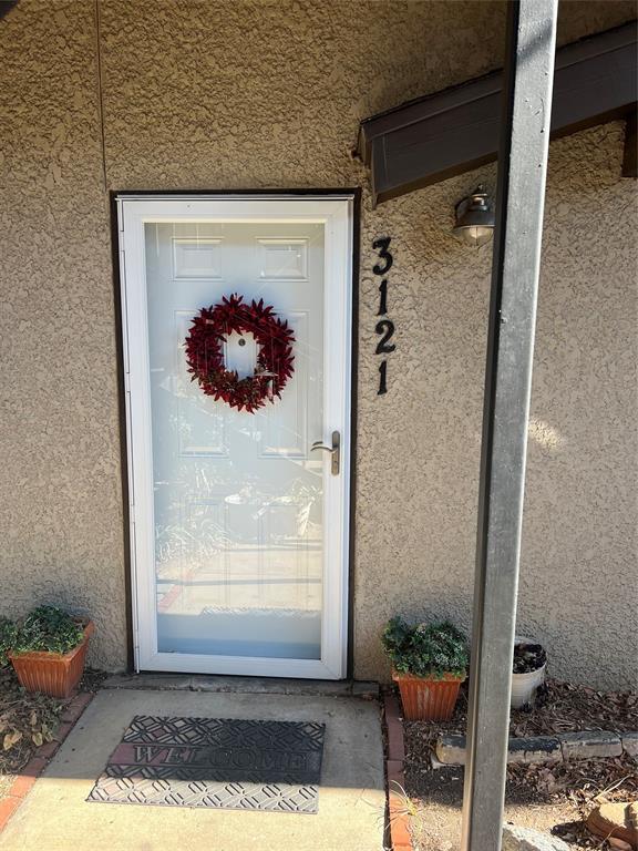 Updated two story condo with a full bedroom and 1.5 bathrooms.  This unit in the very heart of Oak Lawn is just minutes away from shopping, restaurants and night life and very convenient to North Dallas Tollway. Just minutes away from Dallas Love Field, Downtown, Uptown and the Medical District. Living, dining, kitchen, half bath and full size laundry on the first floor, along with attached one car garage. Second floor has full bedroom and master bath with 2 walk-in closets and a balcony. Unit is updated with stainless steel appliances including stove, microwave and refrigerator.  Stackable washer and dryer also included. Enjoy quiet nights in front of the fireplace. Just a few steps from the swimming pool.