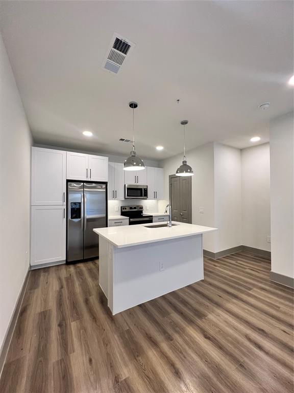 CENTRE REP - Residential Lease