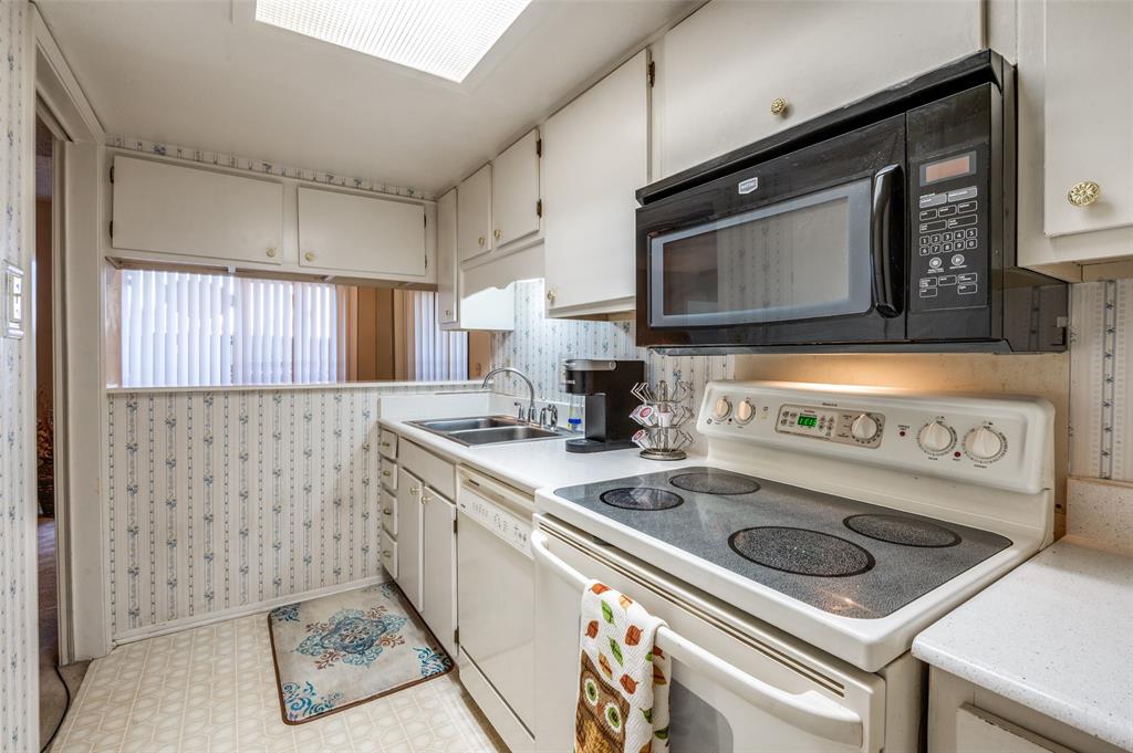Las Colonitas Condo - Residential
