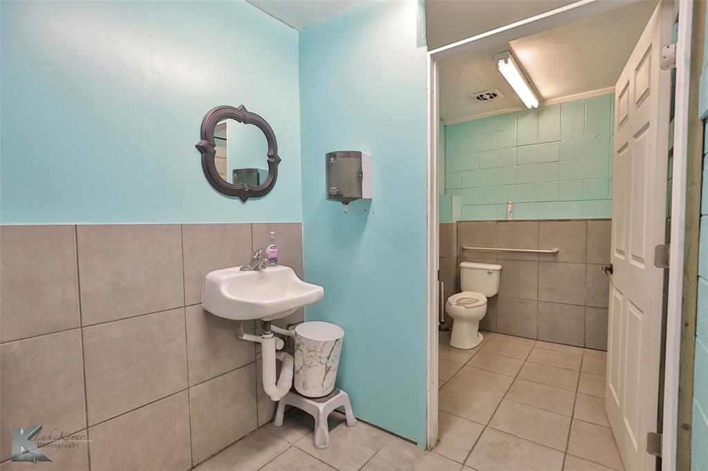Central Park Add - Commercial Sale