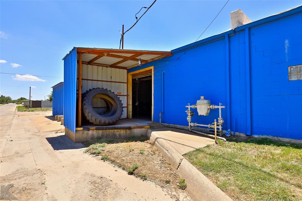 Central Park Add - Commercial Sale