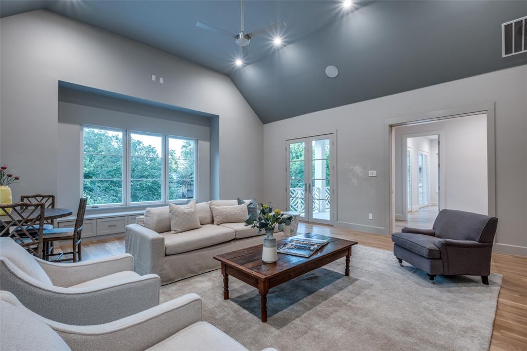 Lakeshore Hills Rev - Residential