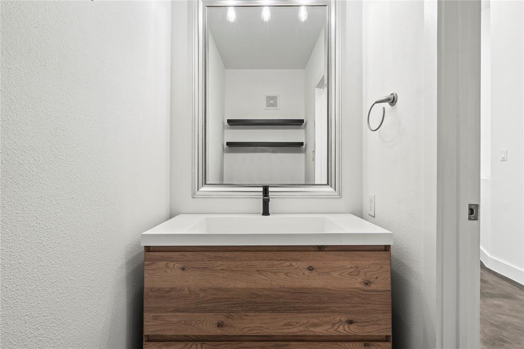 Canton Loft 2220 - Residential