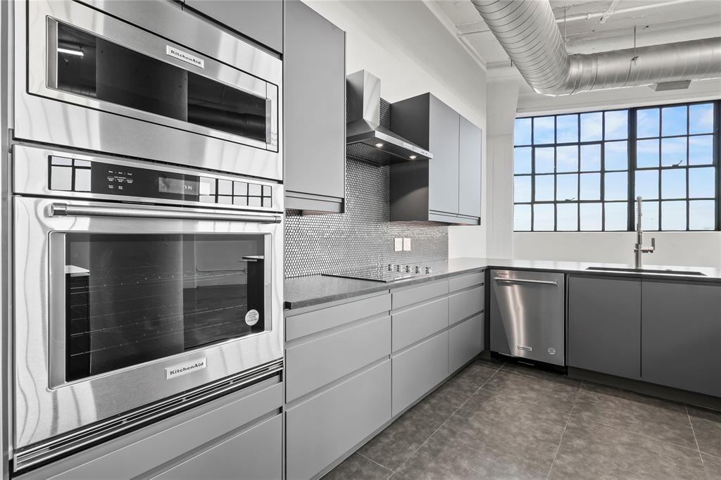 Canton Loft 2220 - Residential