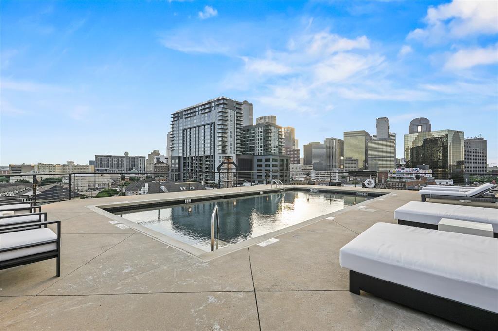 Canton Loft 2220 - Residential