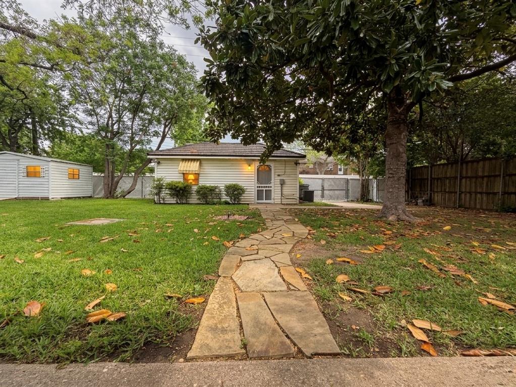 Emerald Isle - Residential