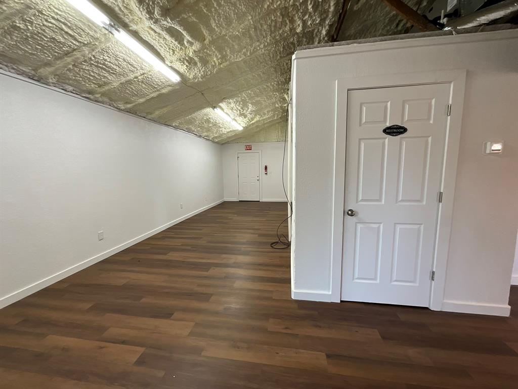 Richardsons Add 01 - Commercial Sale