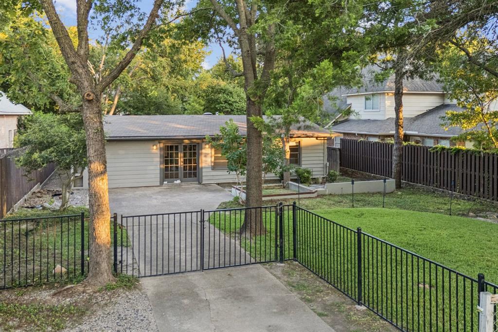 White Rock Highlands - Residential