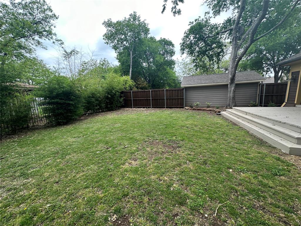 R Horton - Commercial Lease