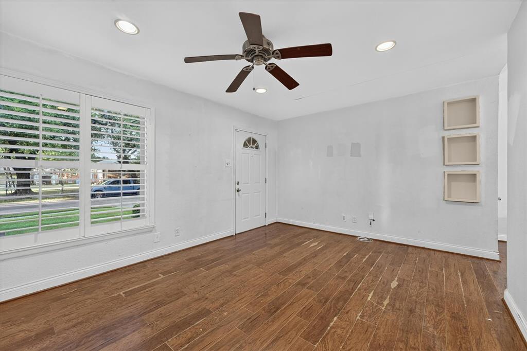 CENTERVILLE TERRACE - Residential