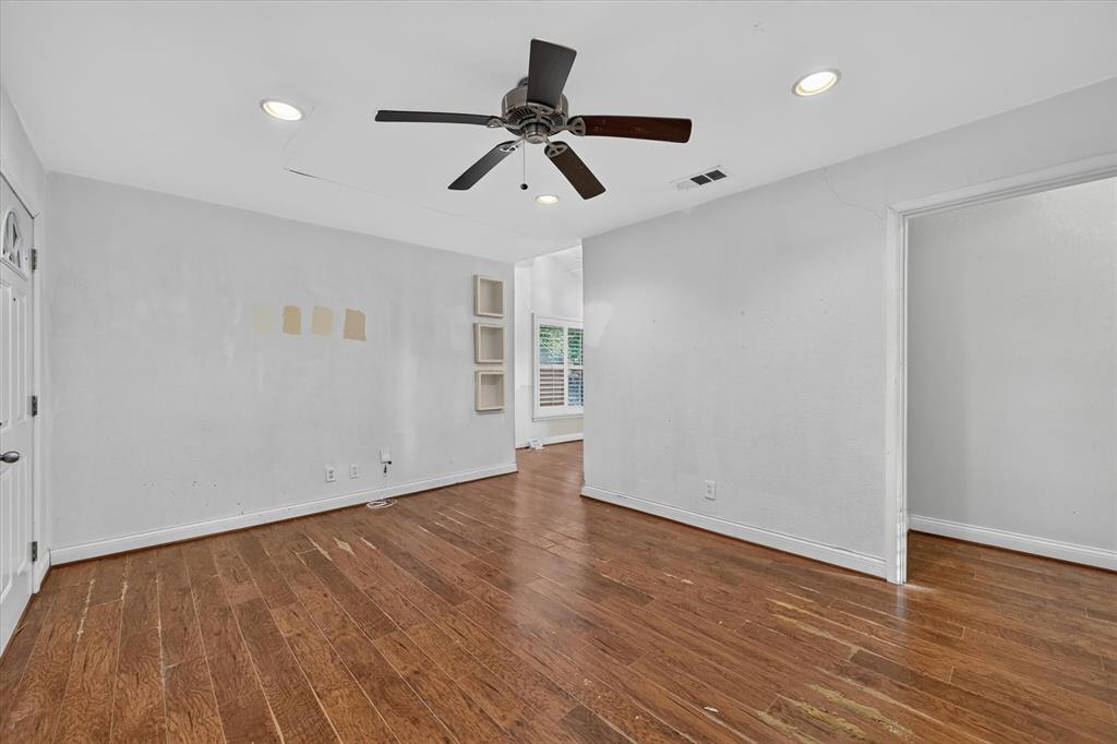 CENTERVILLE TERRACE - Residential