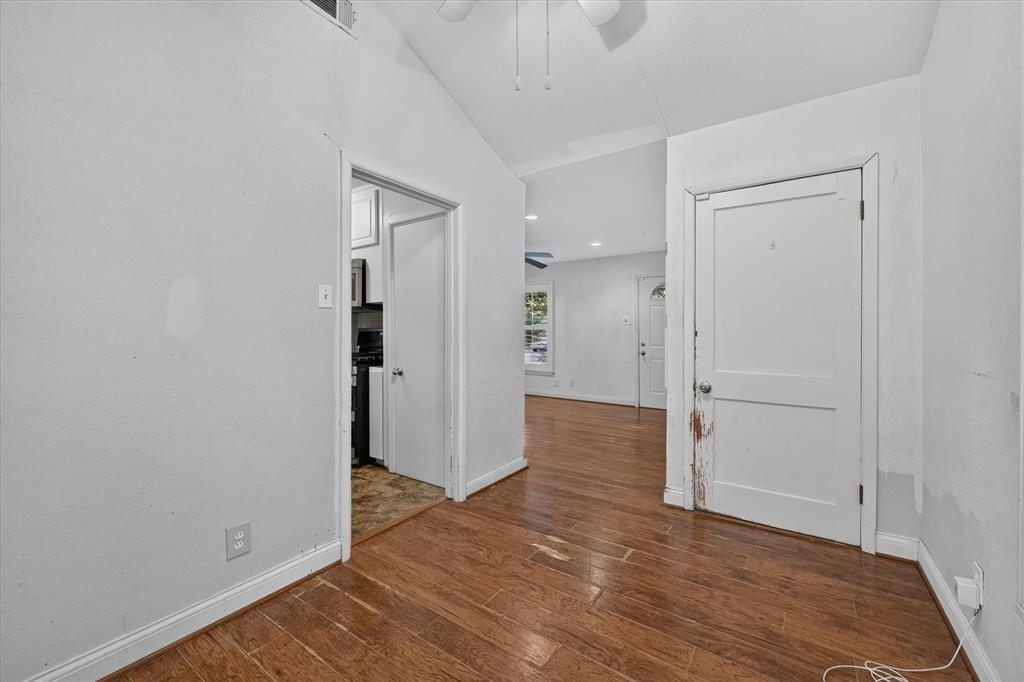 CENTERVILLE TERRACE - Residential