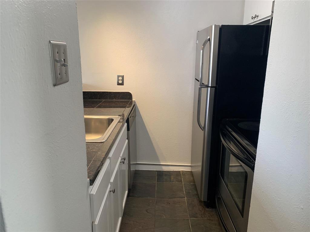 Oak Lawn - Residential Lease
