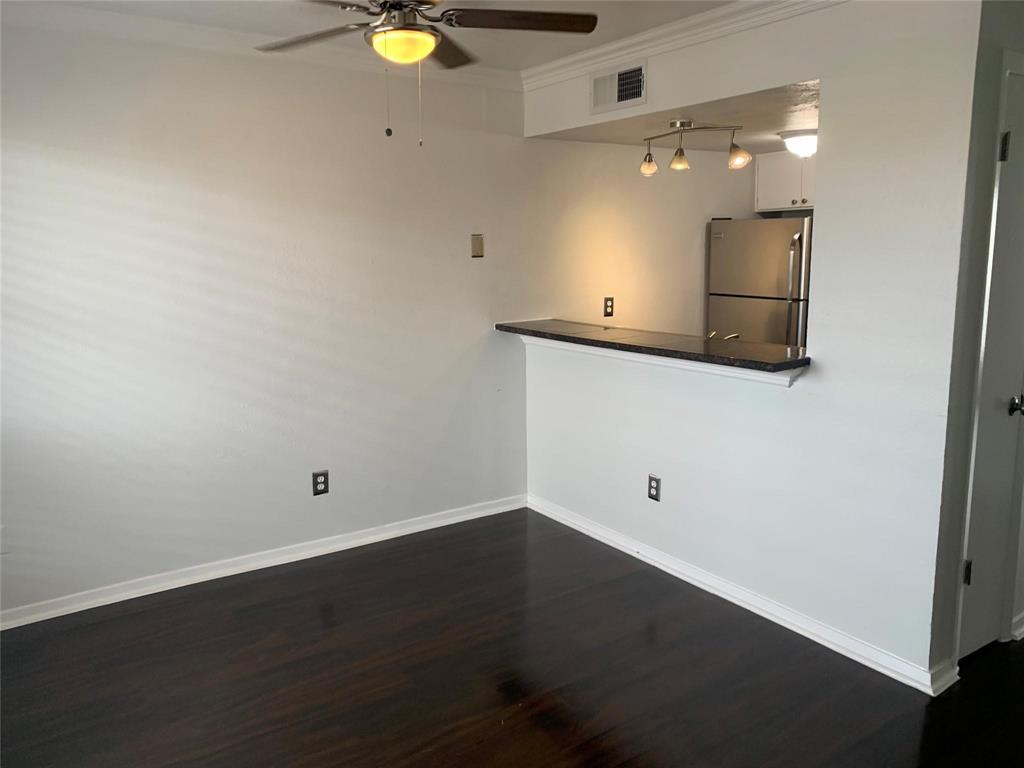 Oak Lawn - Residential Lease