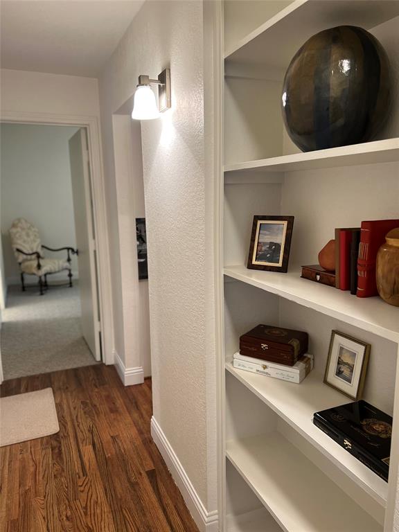 Copperfield Condos Ph 01 02 - Residential