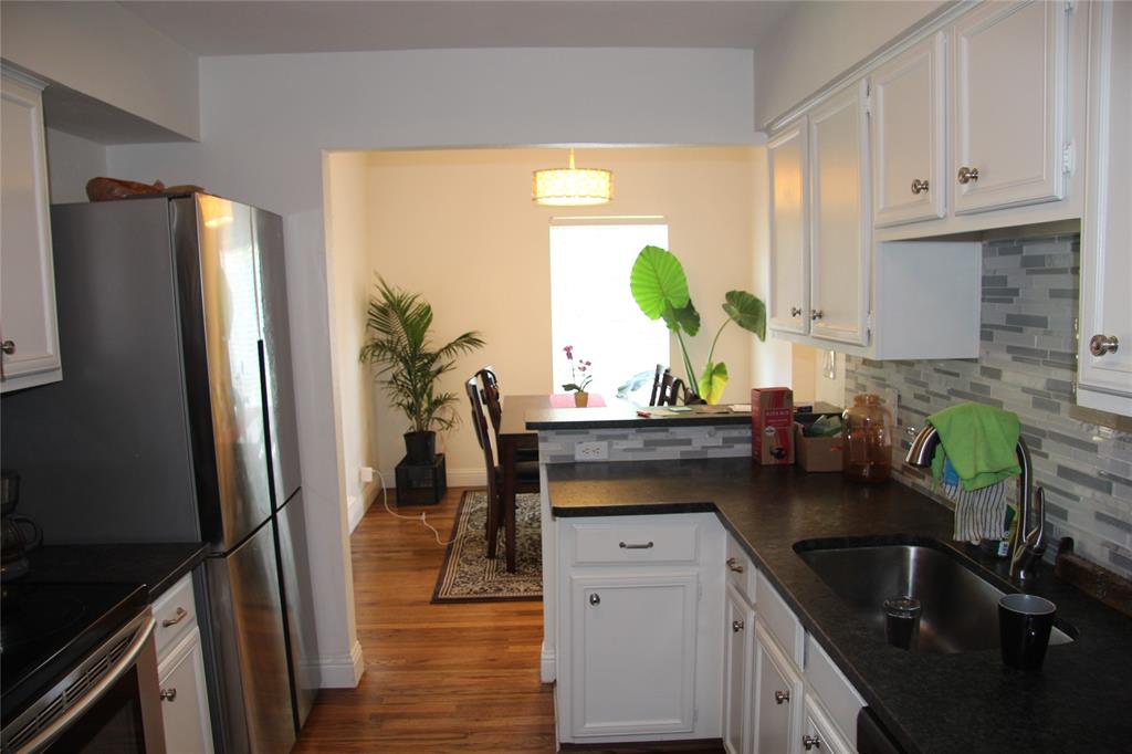 Copperfield Condos Ph 01 02 - Residential
