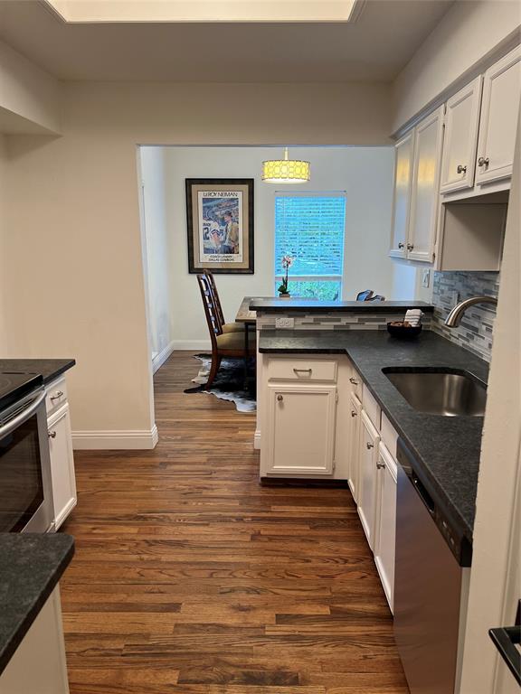 Copperfield Condos Ph 01 02 - Residential