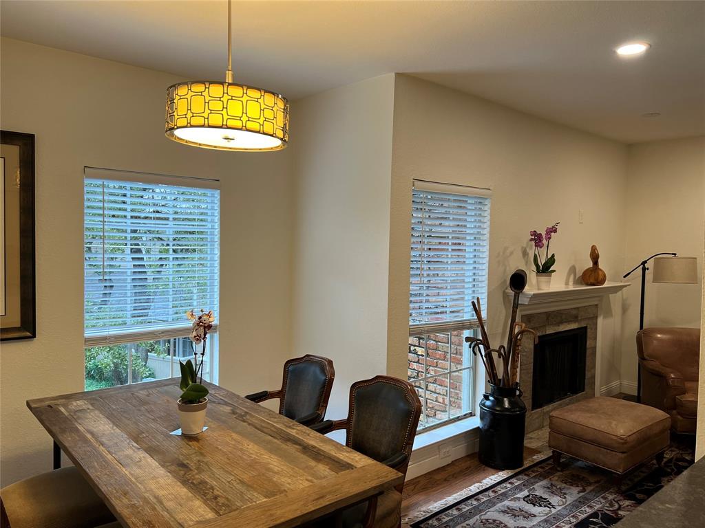 Copperfield Condos Ph 01 02 - Residential