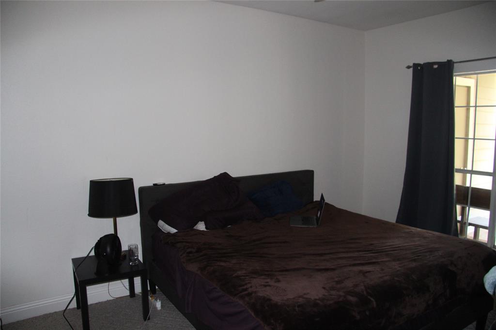 Copperfield Condos Ph 01 02 - Residential