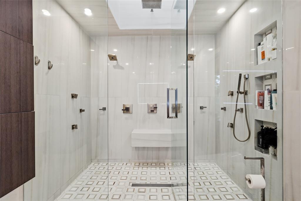 Guggenheim Acres - Residential
