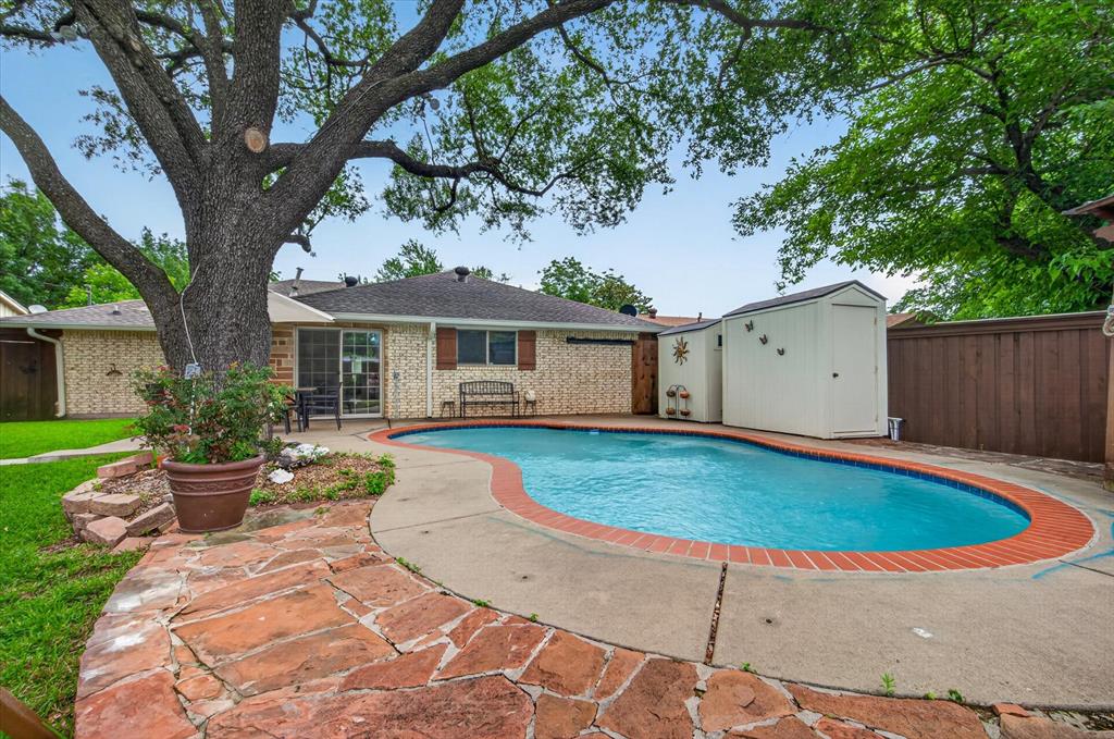 Fairmeadows 10 - Residential
