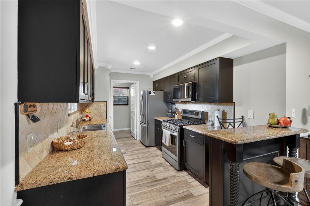 Fairmeadows 10 - Residential