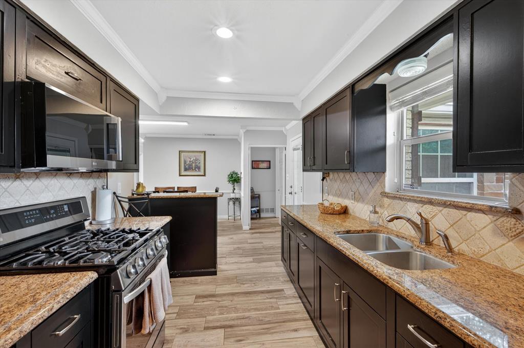 Fairmeadows 10 - Residential