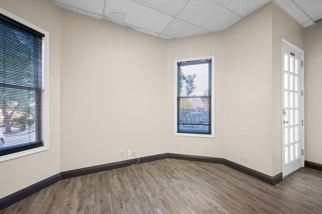 Heritage On The Lake-Heritage - Commercial Lease