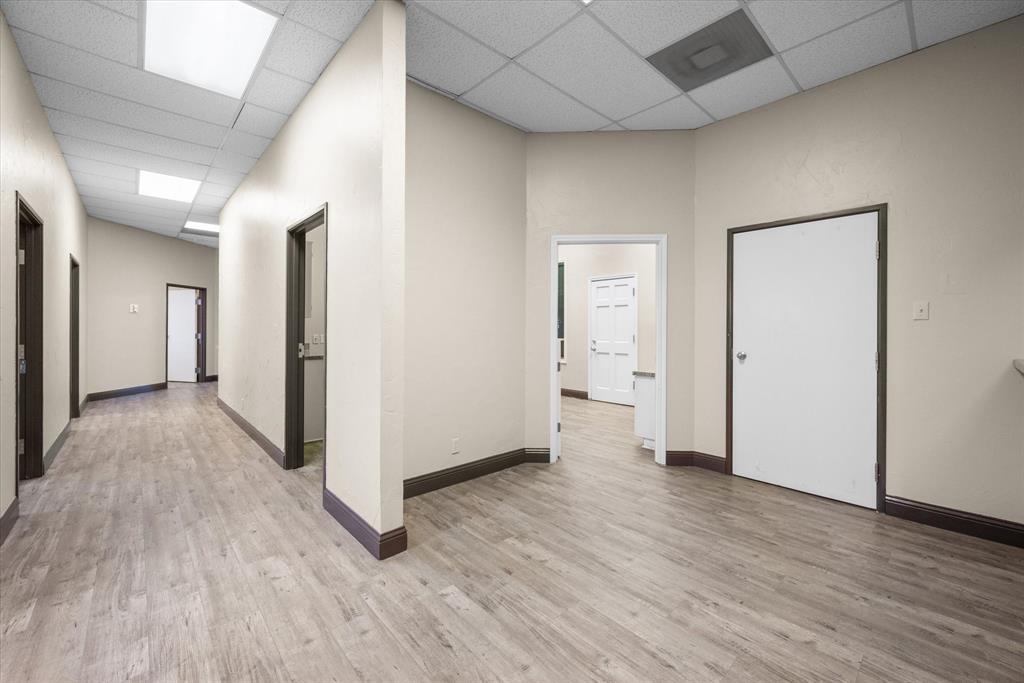 Heritage On The Lake-Heritage - Commercial Lease
