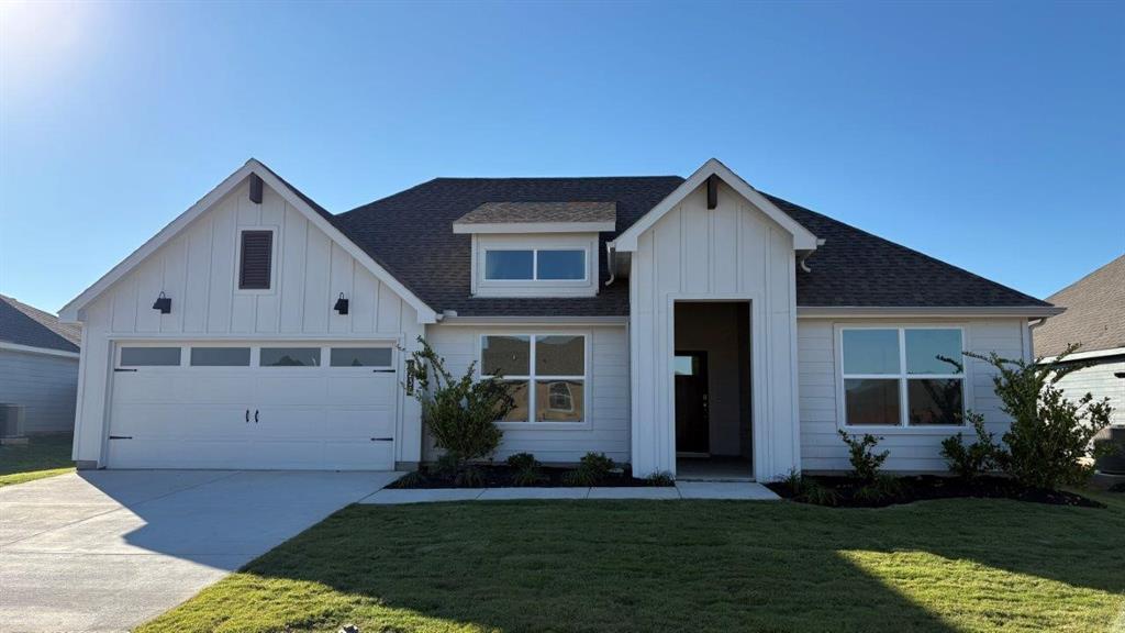 D.R. Horton America's Builder is now selling in the new phase at Sandstone Estates, in Granbury ISD! A fabulous new gated community offering captivating floorplans packed with a host of included features and high-end finishes designed for every stage of life!! Stunning Single Story 4-bedroom Griffin Floorplan-Elevation F with a quick estimated Spring completion. Open concept Living, Dining and large Chef's Kitchen in the heart of the Home with big Island, Granite Countertops, cabinet hardware, pendant lights, undercabinet lights, tiled backsplash, Stainless Steel Appliances, gas range, and walk-in Pantry. Spacious Living and large Primary Bedroom at the rear of the Home with Quartz Countertops, 5-foot oversized Shower and Walk-in Closet. Designer pkg including quartz Countertops in secondary bath, tiled Entry, Halls, Living, Dining and Wet areas plus Home is Connected Smart Home Technology. Covered back Patio, partial guttering, Garage Door Opener, 6-foot fenced Backyard, Landscaping pkg, Sprinkler System and more! Don't miss your chance to live in a luxurious gated community with a strong sense of community and convenient access to all that Granbury has to offer.