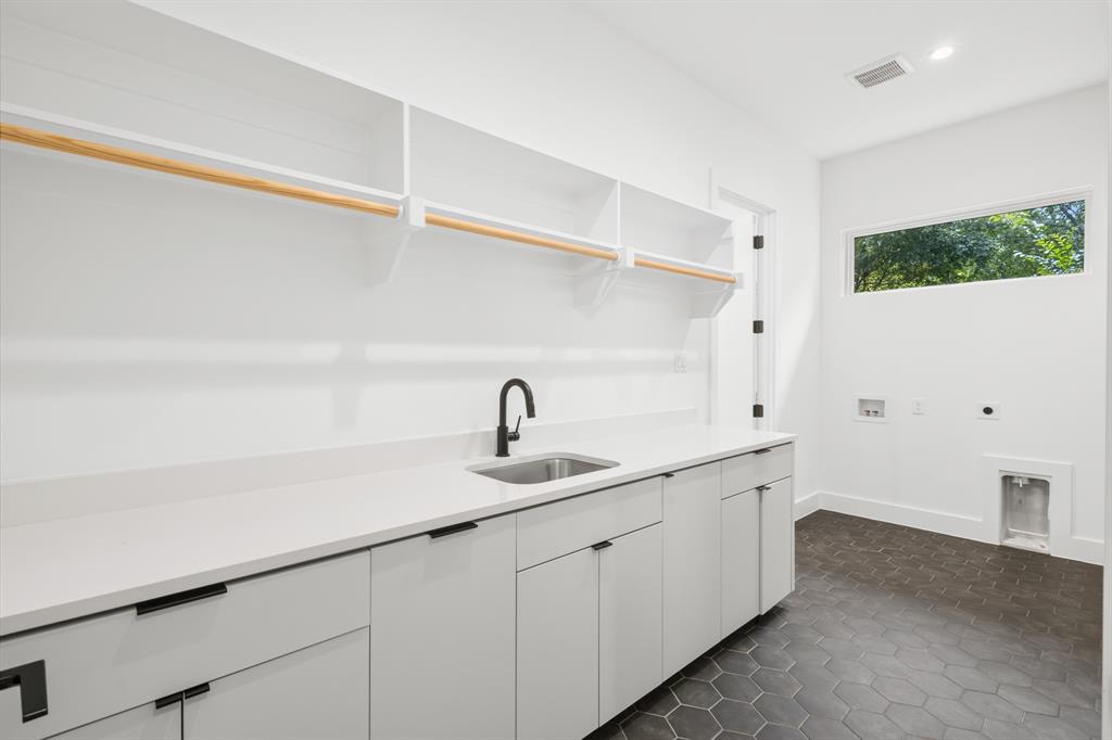 Marsh Lane Rev - Residential