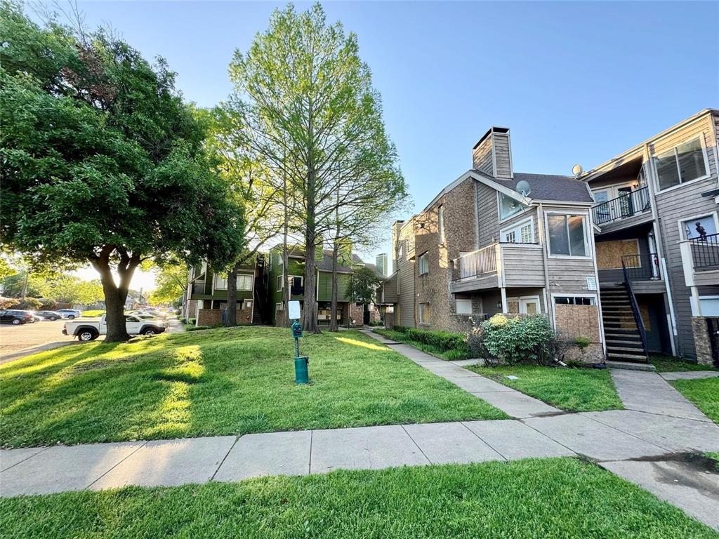 RICHLAND TRACE CONDOS - Residential