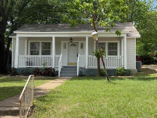 SELLER WILL OWNER FINANCE OR GREAT INVESTMENT OPPORTUNITY!! This property has been remodeled on the inside and is move-in ready. The Roof and Central HVAC are less than 5 years old. Freshly painted, recently replaced floors and foundation work has been done.