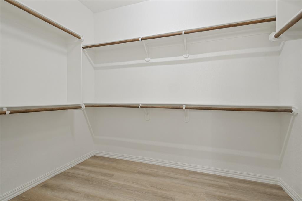 Country Brook Park Estate - Residential