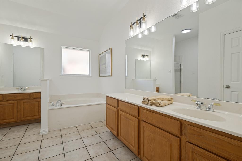 Country Brook Park Estate - Residential