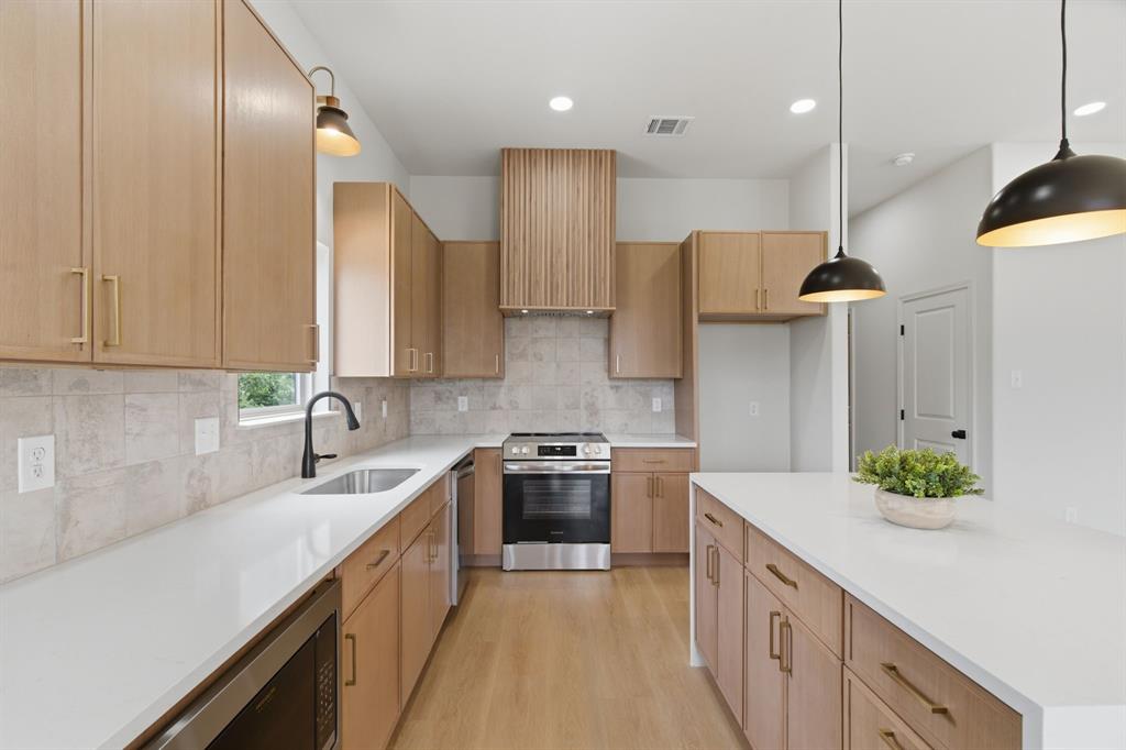 Comanche Cove - Residential