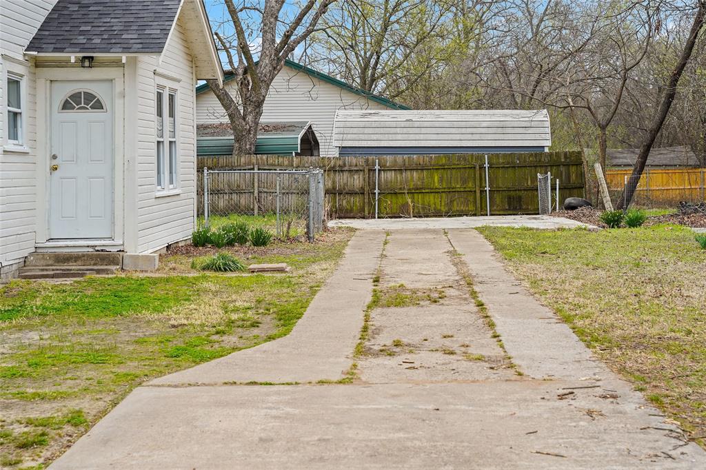 Robertson - Residential