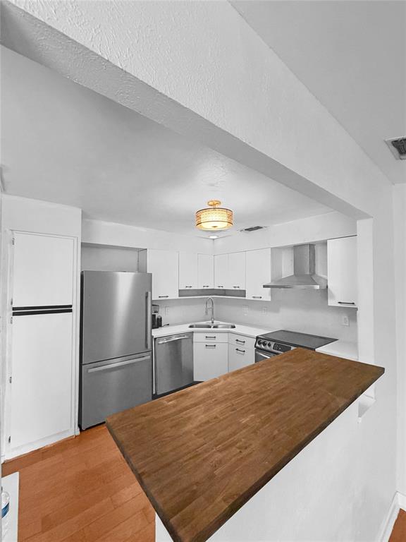 Big Thicket Twnhms - Residential