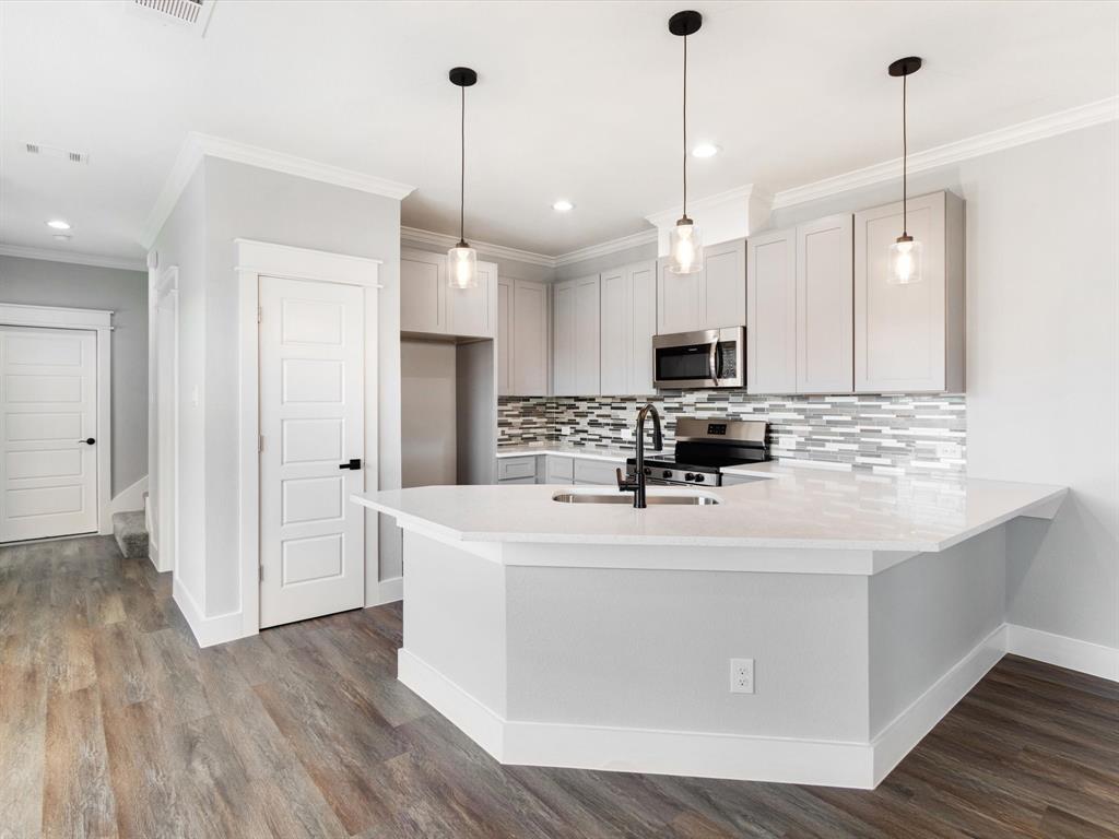 Woodhaven Cntry Club Estates - Residential