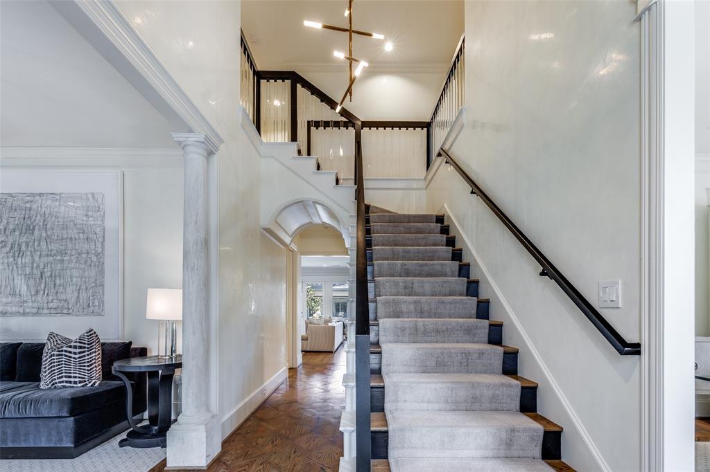 HIGHLAND PARK - Residential