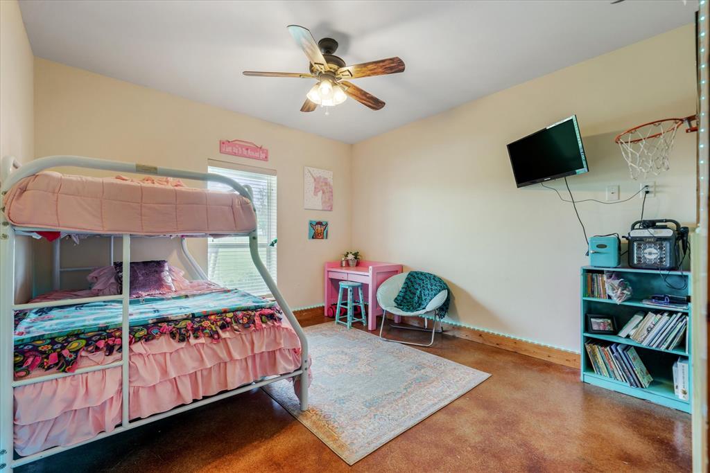 R Earl & J B - Residential