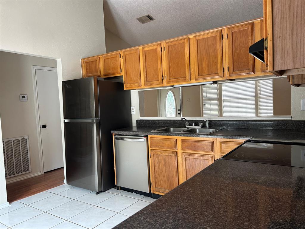 Huntington Village Add - Residential
